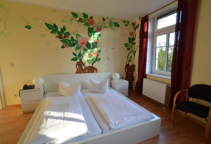 Номер Стандарт, Gastehaus Villa Seraphinum