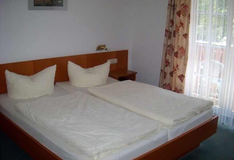 Номер Стандарт с Балконом, Parkhotel Bad Brambach