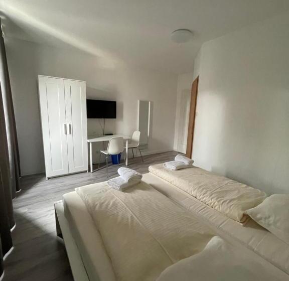 Номер Стандарт, Tyros Hotel Und Gästehaus Am Weidendamm