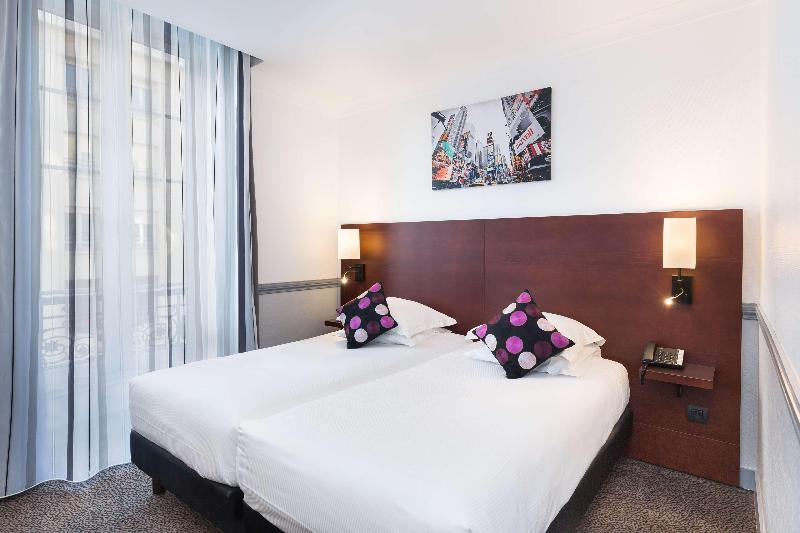 Номер Премиум, Grape Town Hotel   Park79