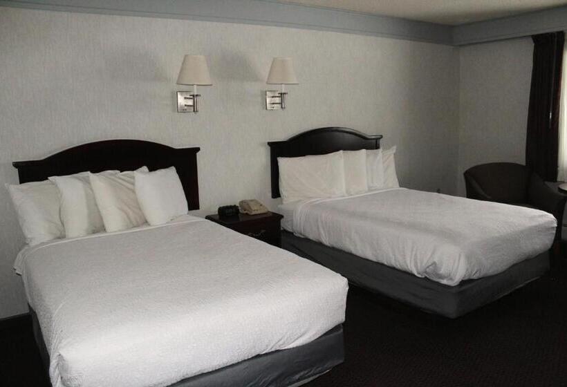 Номер Superior, Shiretown Inn & Suites