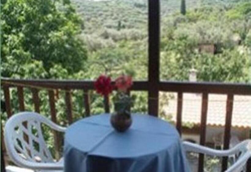 اتاق استاندارد, Christos Guesthouse