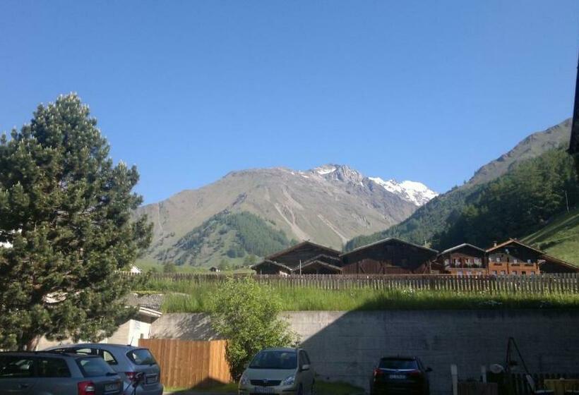 Номер Стандарт, Berghotel Tyrol