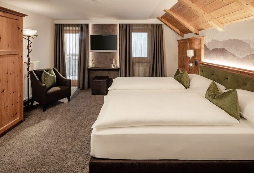 Номер Superior с Балконом, Boutique & Fashion Hotel Maciaconi   Gardenahotels