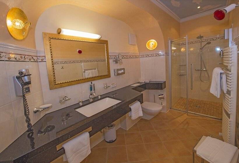 Номер Стандарт, Schloss Hotel Wasserburg