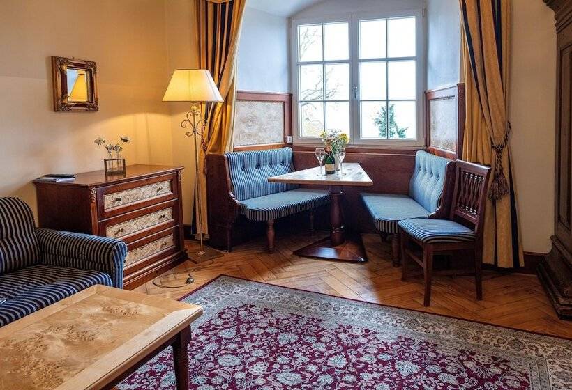 Люкс, Schloss Hotel Wasserburg