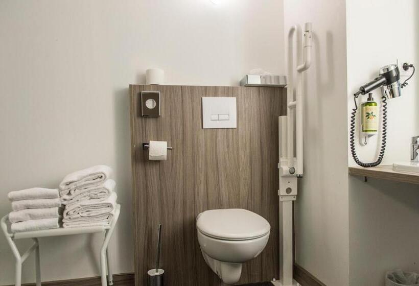 سوئیت برای معلولان, Suite Home Porticcio