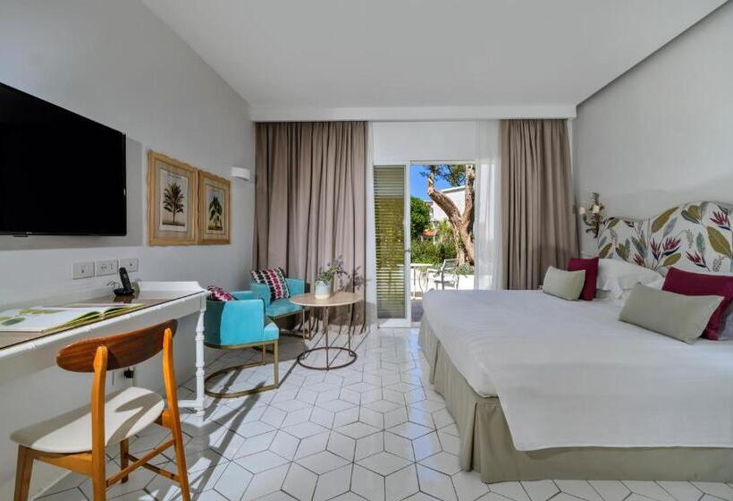 Номер Премиум Вид на Сад, Botania Relais & Spa   The Leading Hotels Of The World