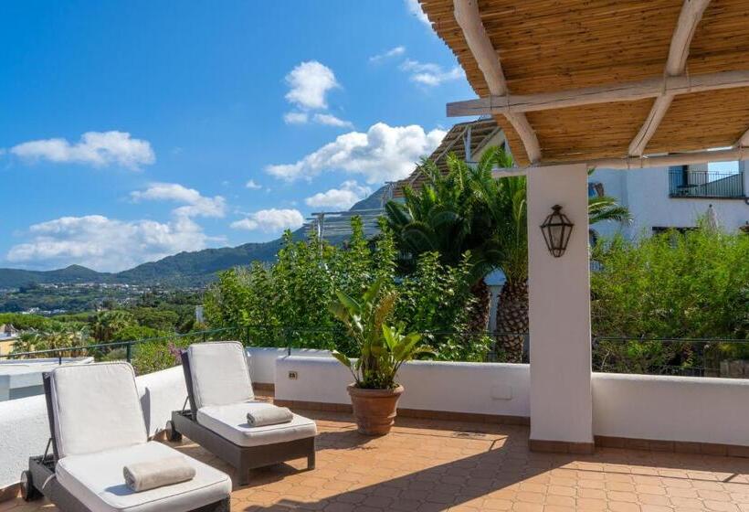 Полулюкс Одноместный с Террасой, Botania Relais & Spa   The Leading Hotels Of The World