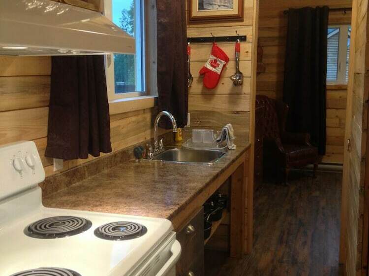 小室, Glacier View Rv Park And Cabins