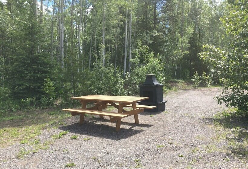 小室, Glacier View Rv Park And Cabins