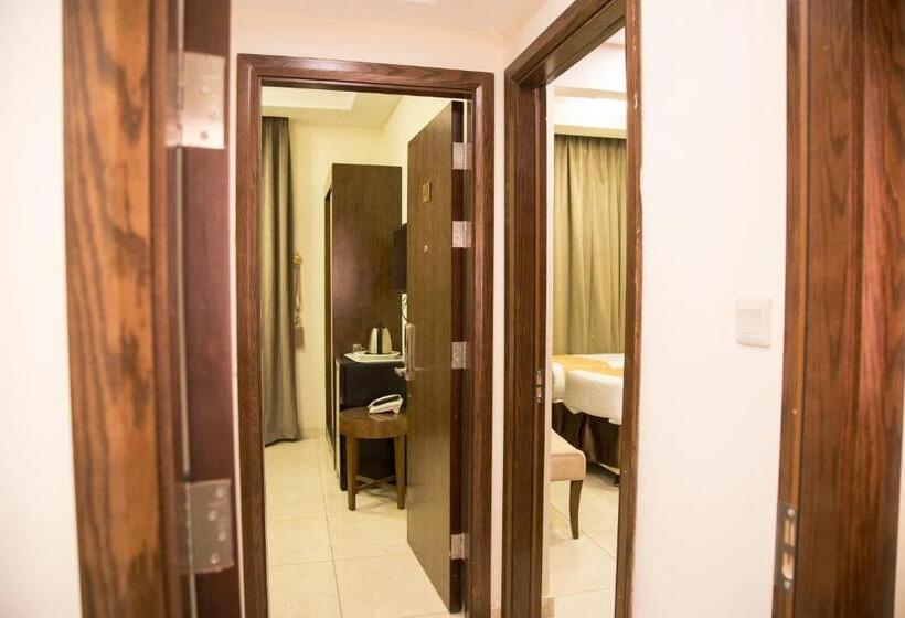 سوئیت 2 خوابه, Knooz Al Diafah