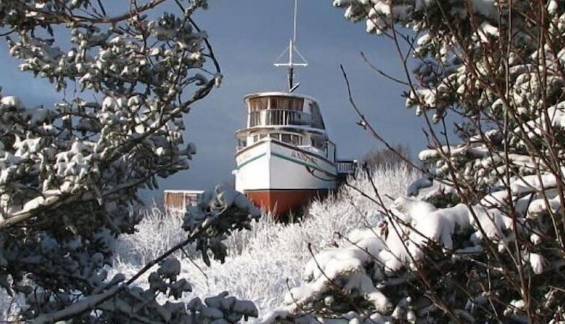 Хижина, Alaska Adventure Cabins