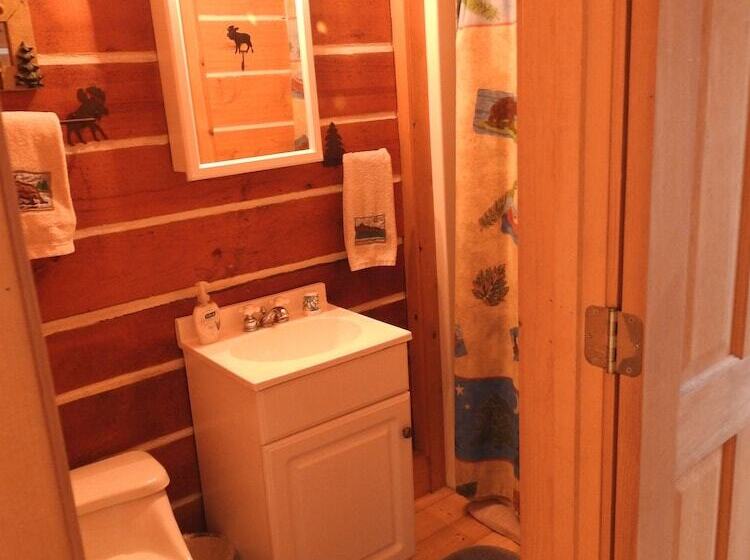 Хижина, Alaska Adventure Cabins