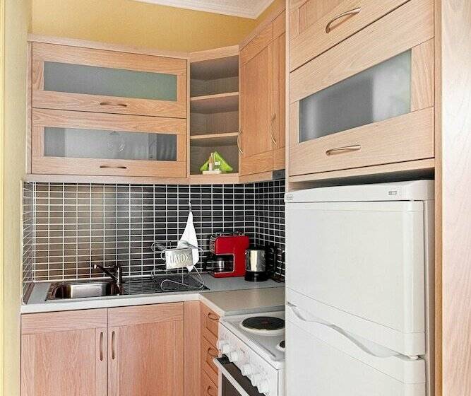 آپارتمان 1 خوابه با بالکن, Giorgi S Blue Apartments