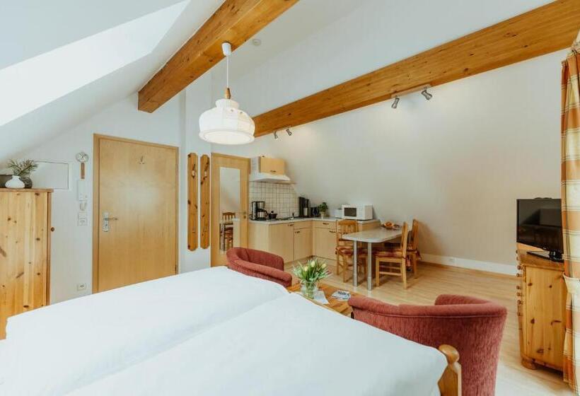 Студио Стандарт с Видом, Schwarzwald Hotel Kraeutle