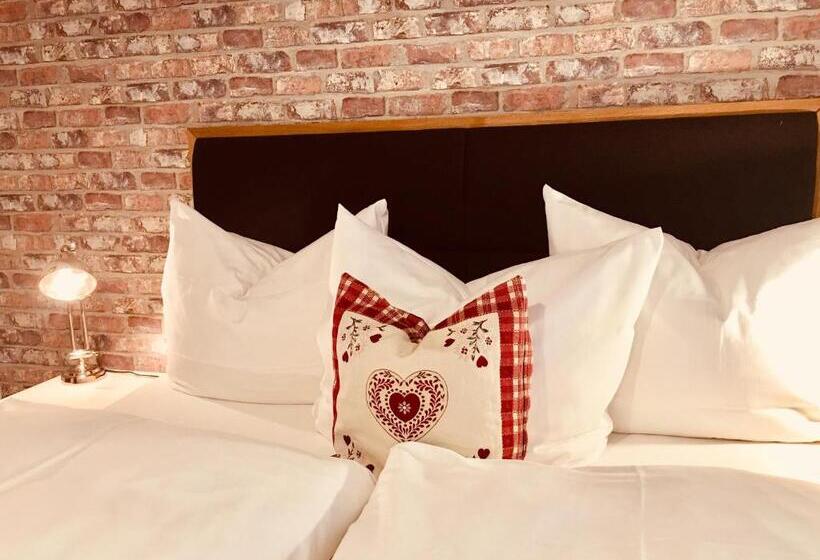 Номер Стандарт, Schwarzwald Hotel Kraeutle