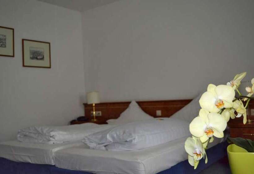 Номер Стандарт, City Hotel Kassel