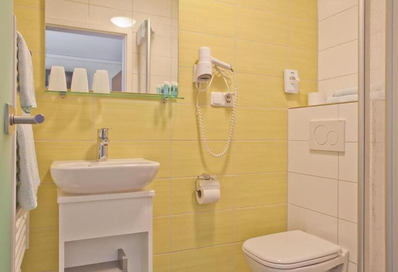 Номер Стандарт, Frühstückshotel Landgasthof Kramer