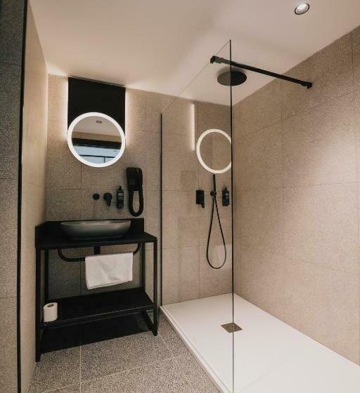 اتاق سوپریور با چشم‌انداز دریا, Ibis Styles St Pauls Bay Malta