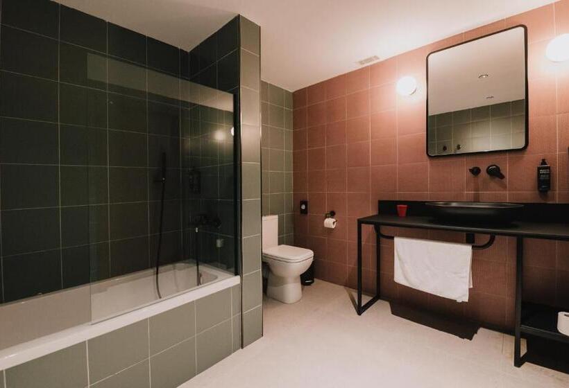 اتاق سوپریور با چشم‌انداز شهر, Ibis Styles St Pauls Bay Malta