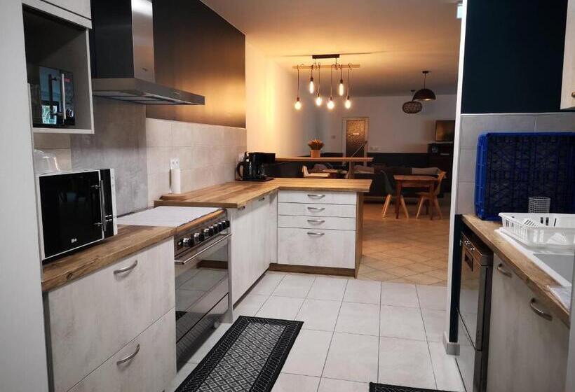 Номер Стандарт Трехместный, Le Relais D Avajan