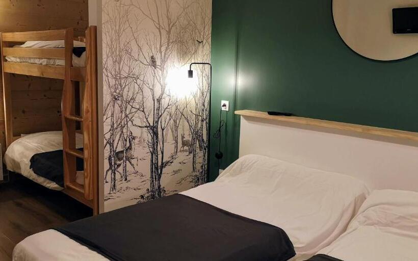 Четырехместный Номер Стандарт, Le Relais D Avajan