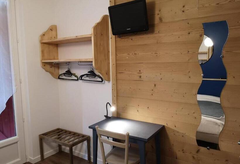 Номер Стандарт Вид на Сад, Le Relais D Avajan