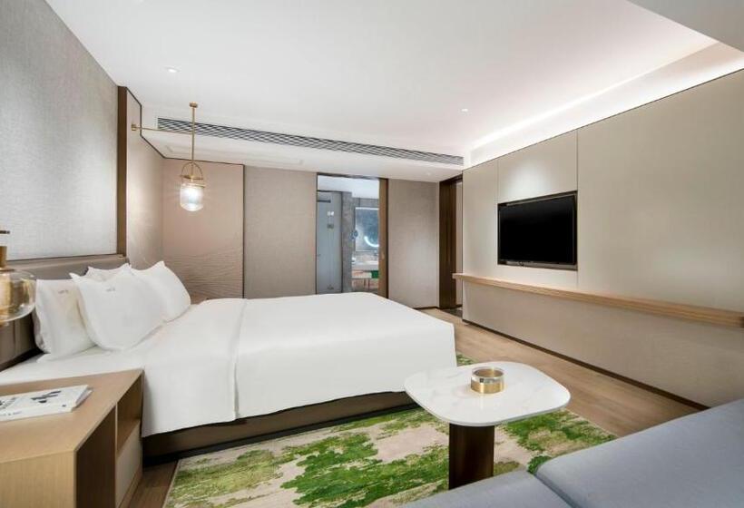 Люкс Кровать Кинг, Holiday Inn Changsha Malanshan, An Ihg