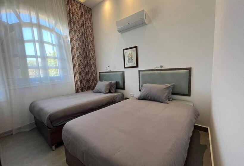 اتاق لوکس, Le Royal Marina