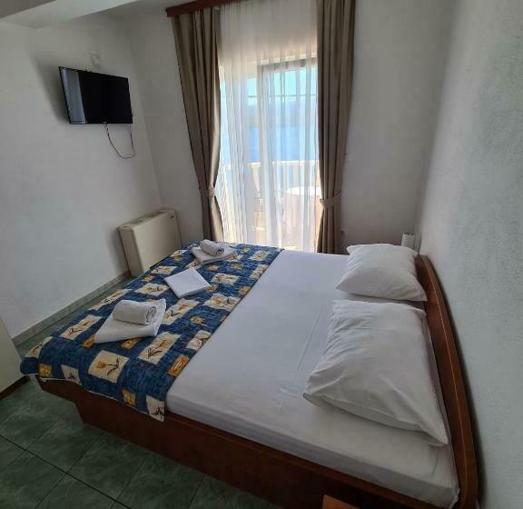 غرفة ديلوكس مطلّة علي البحر مزوَّدة بشُرفة, Villa Ancora
