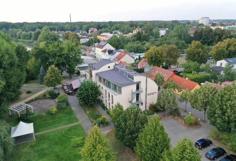 Номер Стандарт Вид на Реку, Haus Am Spreebogen