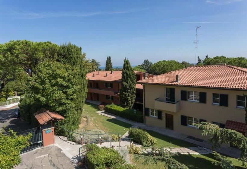 آپارتمان 2 خوابه, Residenze Al Colle Dei Pini