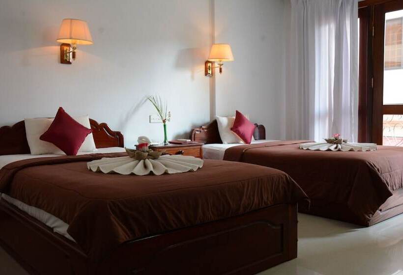 اتاق استاندارد, Mom's Guesthouse