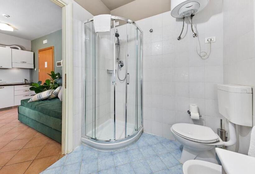 Апартаменты 1 Спальня, Residence Poggio Dei Pini