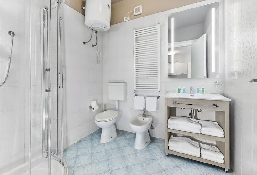 Апартаменты 1 Спальня Нижний Этаж, Residence Poggio Dei Pini