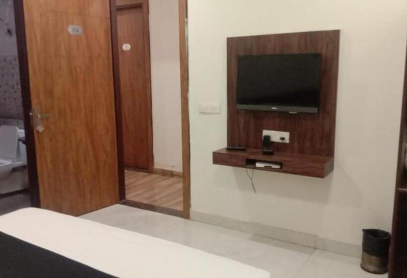 اتاق استاندارد, Fabhotel Shriansh