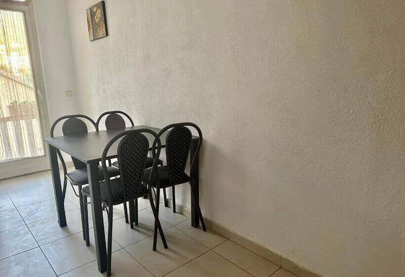 استودیو استاندارد با تراس, Villa Anja
