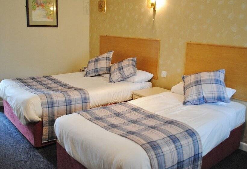 家庭套房, Marsham Arms Inn