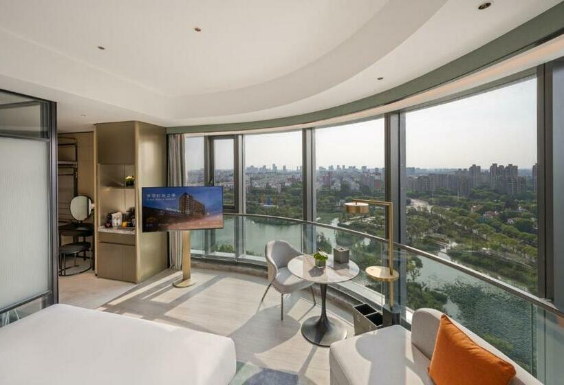 스탠다드 룸 킹사이즈 침대, Novotel Shanghai Caohejing
