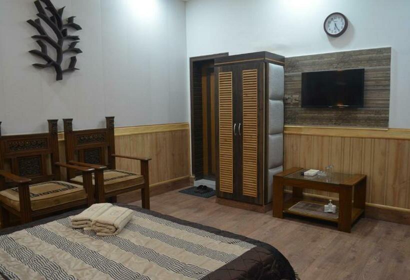 اتاق سوپریور, Park Hotel Gilgit