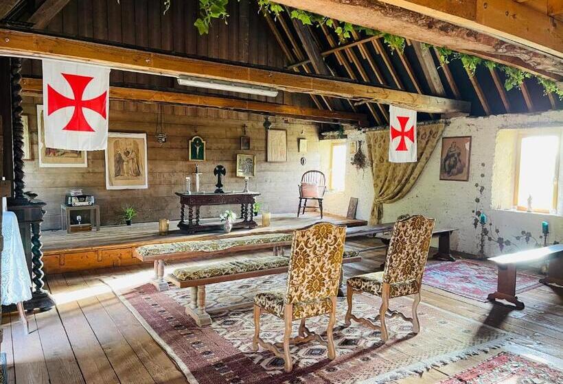 Номер Стандарт, Le Manoir Des Doyens Loft   Sleeps 8   Breakfast Included!