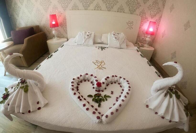 اتاق استاندارد با چشم‌انداز باغ, Raymar Resort & Aqua