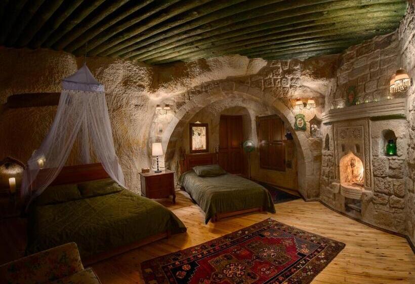 Номер Deluxe, Temenni Evi