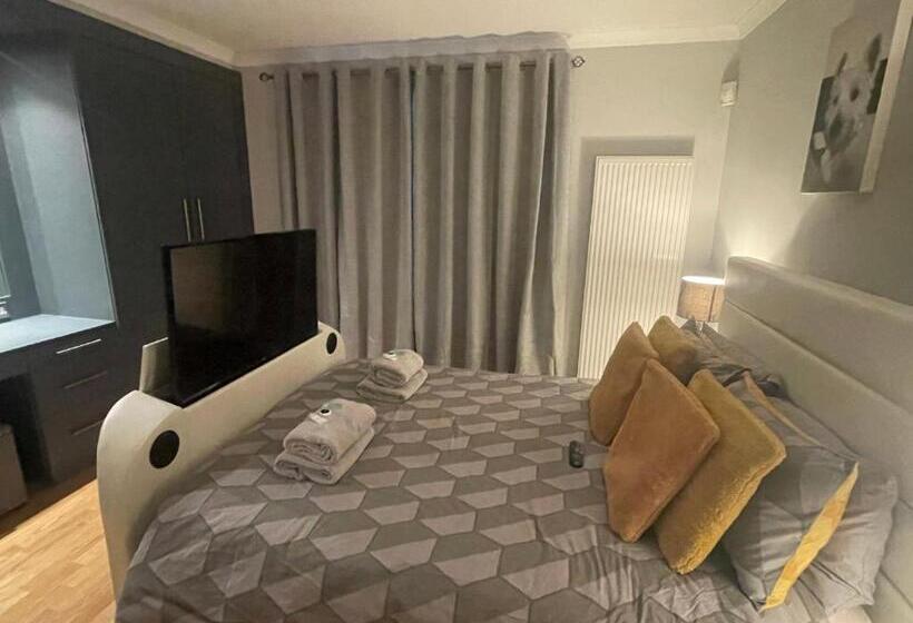 Номер Deluxe Кровать Кинг, City Stay Scotland