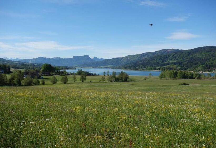 1 Bedroom Apartment Lake View, Sunnhof