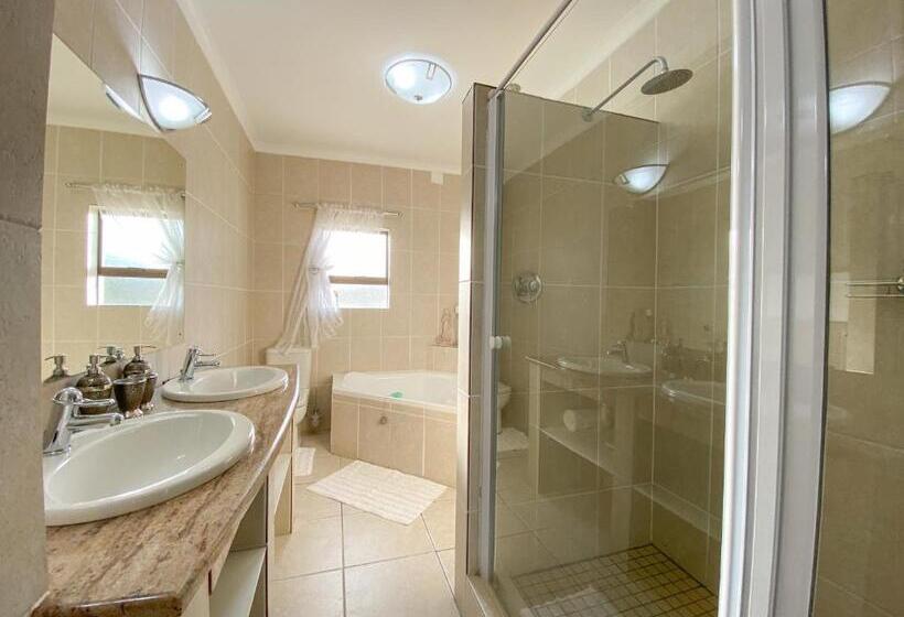 Апартаменты Пентхаус 1 Спальня, Bartnique Guesthouse