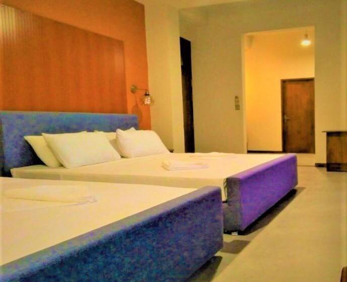 4인용 스탠다드 룸, Sooriya Wessagiri Resort
