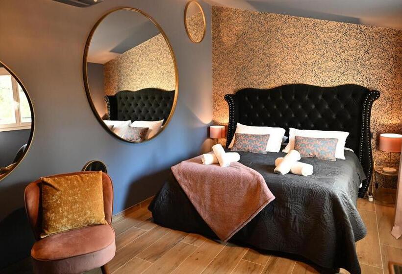 Номер Стандарт, Sous Les Pins Gîtes Et Chambres D Hôtes