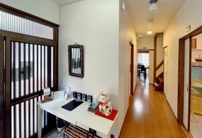 Standard Trippelrum Delat Badrum, Waraku No2,guesthouse Near Kix